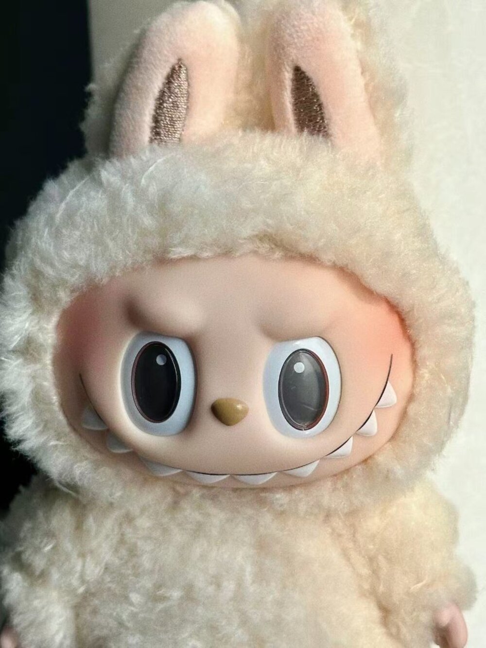 Labubu Macaron 1.0 Confirmed Figure Soymilk - Picture 2 of 4